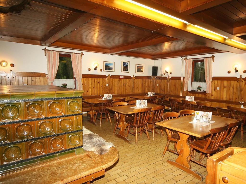 Planinska Koca Na Gozdu Hotel Kranjska Gora Ngoại thất bức ảnh